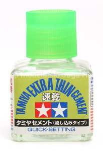 TAMIYA 87182 KLEJ EXTRA SZYBKOSCHNĄCY 40ML.
