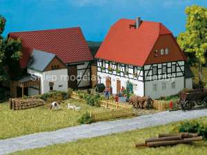 AUHAGEN 11350 ZABUDOWANIA GOSPODARCZE
